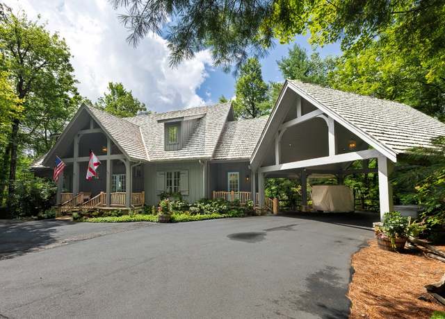 Property at 1960 High Mountain Dr, Cashiers, NC 28717, 5 beds, 5.5 baths