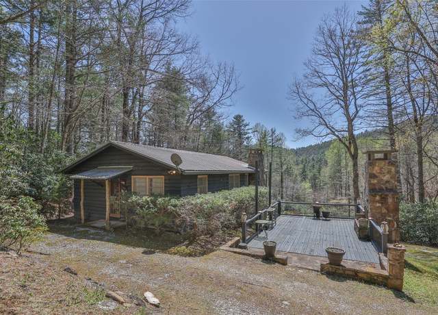 Property at 131 Horse Cove Ranch Rd, Highlands, NC 28741, 2 beds, 2 baths