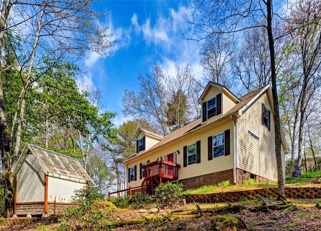 Property at 400 Cole Mountain Cir, Highlands, NC 28741, 3 beds, 2.5 baths