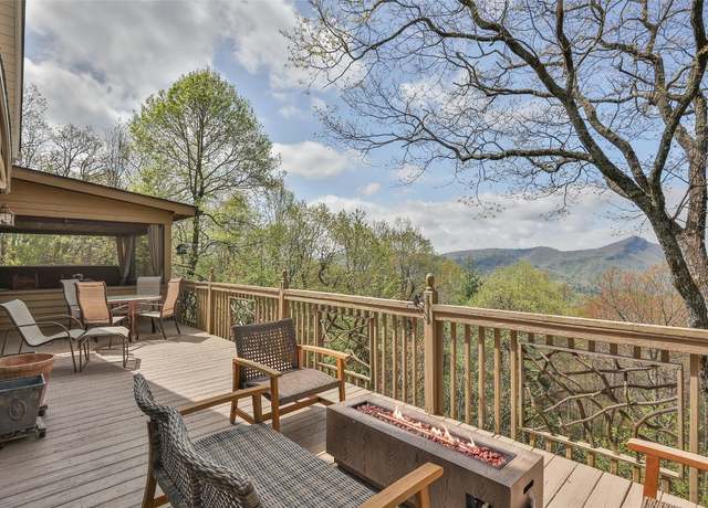 Property at 1620 Buckberry Dr N, Sapphire, NC 28774, 3 beds, 2 baths
