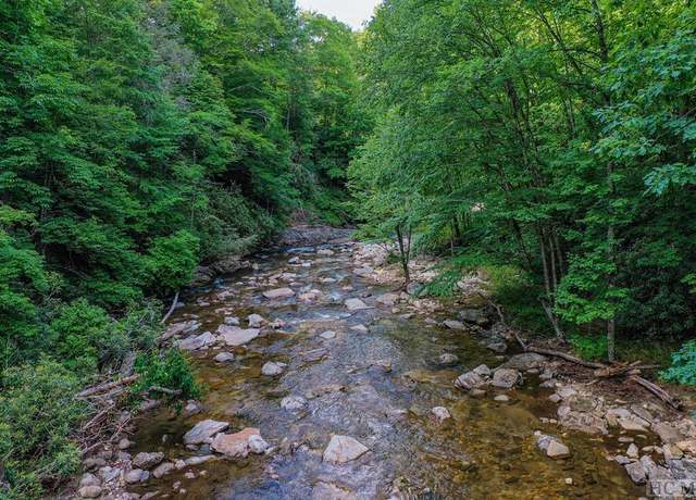 Property at 13 Hares Ear Ln, Tuckasegee, NC 28783