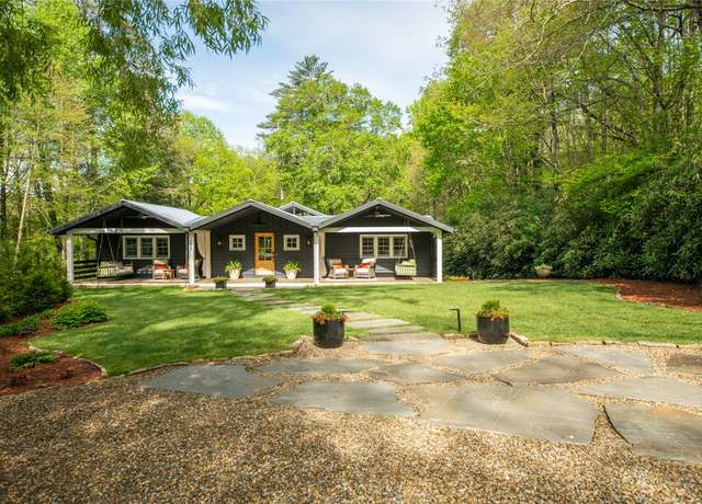 Property at 509 Crowe Dr, Highlands, NC 28741, 3 beds, 3 baths