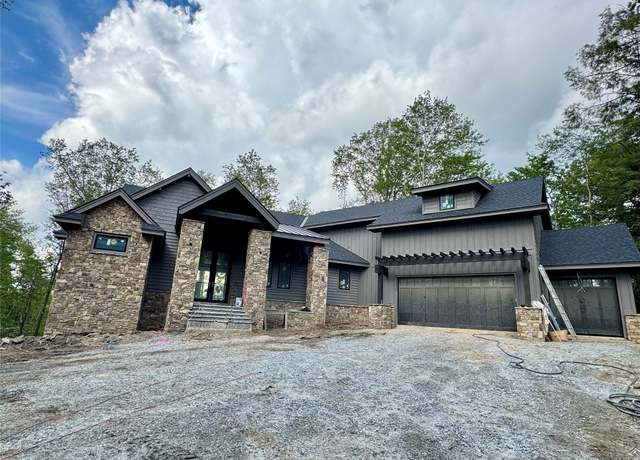 Property at 2385 Magnolia Dr, Highlands, NC 28741, 3 beds, 5 baths