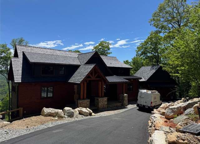 Property at 523 Broadview Dr, Highlands, NC 28741, 5 beds, 5.5 baths