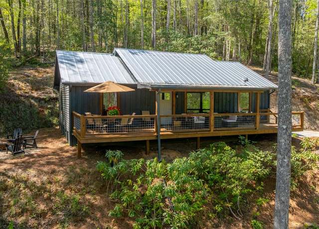 Property at 127 Short Rd. Rd, Cashiers, NC 28717, 3 beds, 2 baths