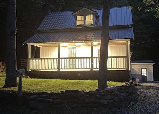 Property at 1551 Nickajack Rd, Franklin, NC 28734, 2 beds, 2 baths