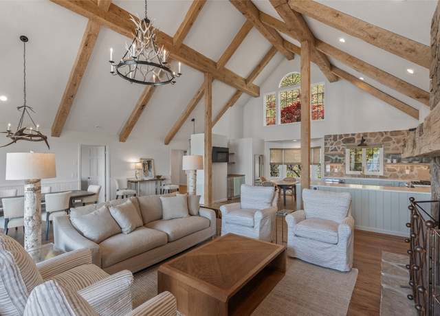 Property at 66 Summit Trl, Highlands, NC 28741, 5 beds, 5 baths