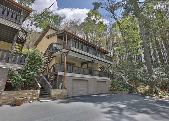 Property at 125 Hawks Nest Ln #1, Highlands, NC 28741, 2 beds, 1.5 baths