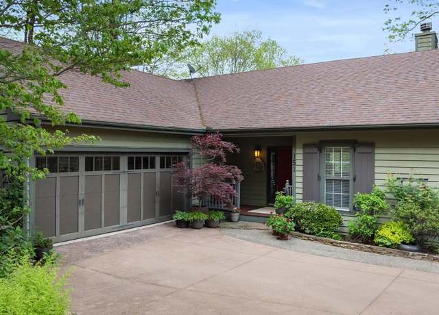 Property at 151 Birdnest Rd, Sapphire, NC 28774, 5 beds, 4 baths