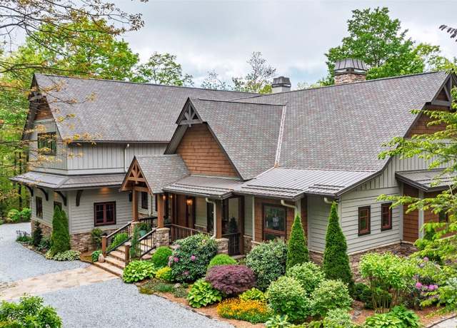 Property at 264 Jocassee Trail Trl, Sapphire, NC 28774, 4 beds, 3.5 baths
