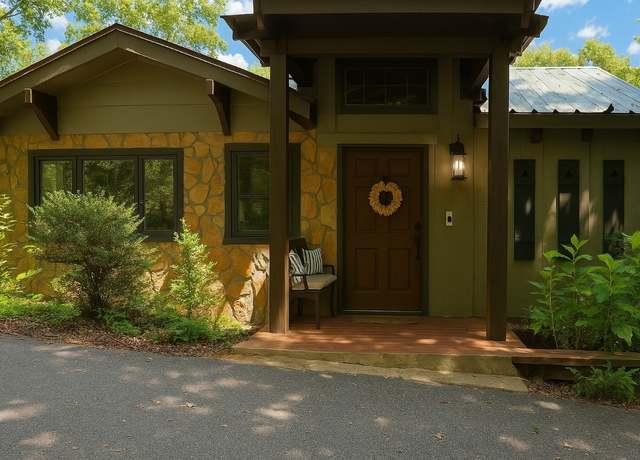 Property at 4387 Walhalla Rd, Highlands, NC 28741, 3 beds, 2.5 baths