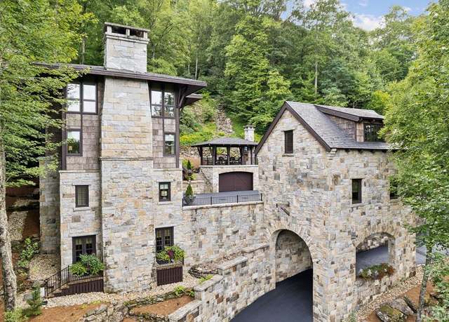 Property at 339 Moorewood Rd, Highlands, NC 28741, 4 beds, 5 baths