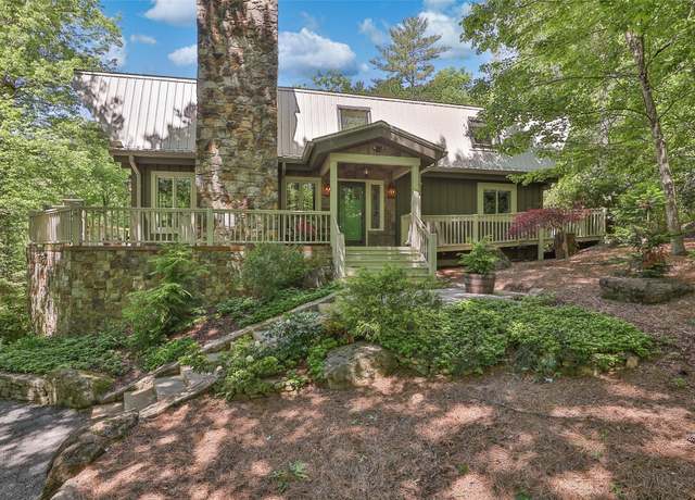 Property at 46 White Dogwood Ct, Sapphire, NC 28774, 3 beds, 2.5 baths