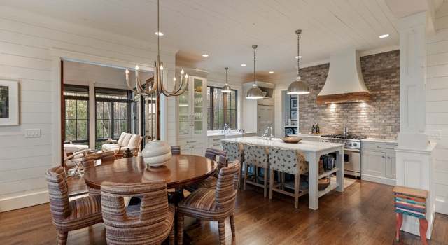 Photo of 542 Cross Creek Trl, Cullowhee, NC 28723