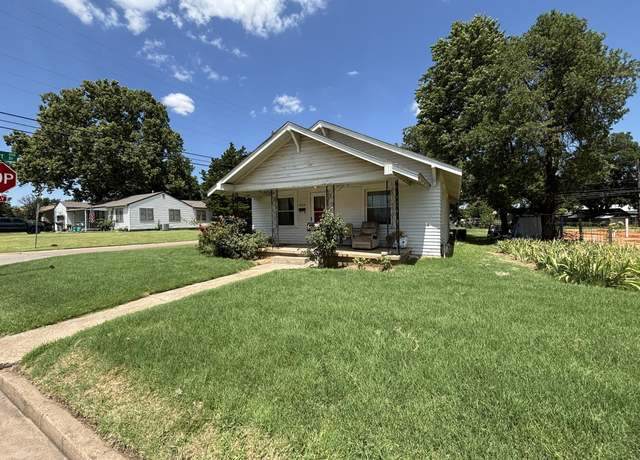 Property at 1824 W Elm Ave, Enid, OK 73703, 3 beds, 1 bath