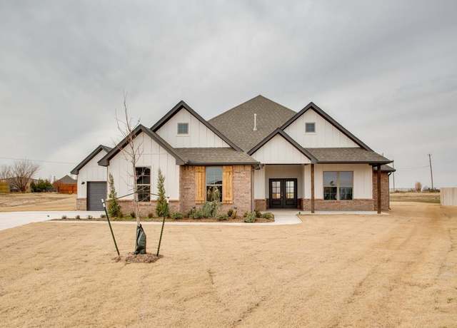 Property at 7064 Chestnut Ln, Enid, OK 73703, 4 beds, 3 baths