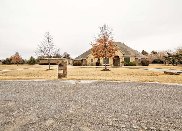 Property at 6 Silver Meadow Ln, Enid, OK 73703, 3 beds, 2.5 baths