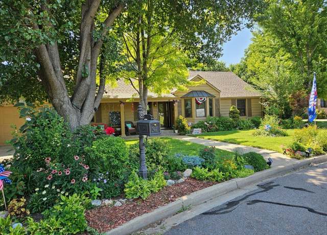 Property at 1502 Circle Dr, Woodward, OK 73801, 3 beds, 2 baths