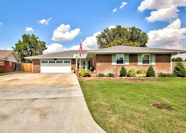 Property at 139 S Watson St, Enid, OK 73703, 3 beds, 2 baths