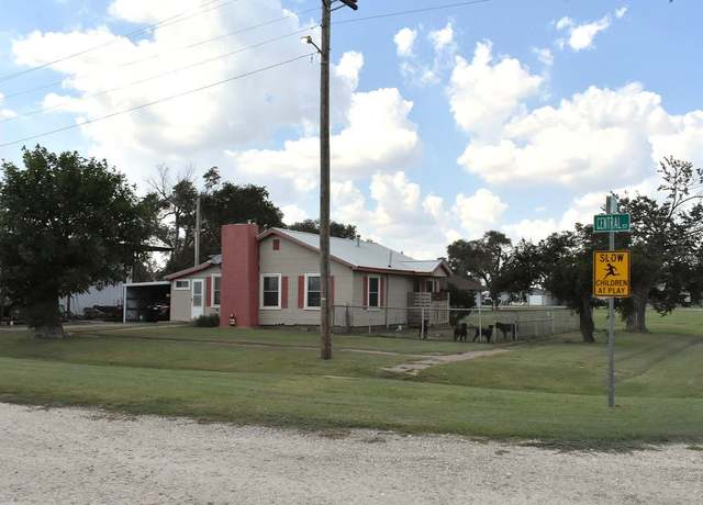 Property at 403 Central St, Byron, OK 73722, 2 beds, 1 bath