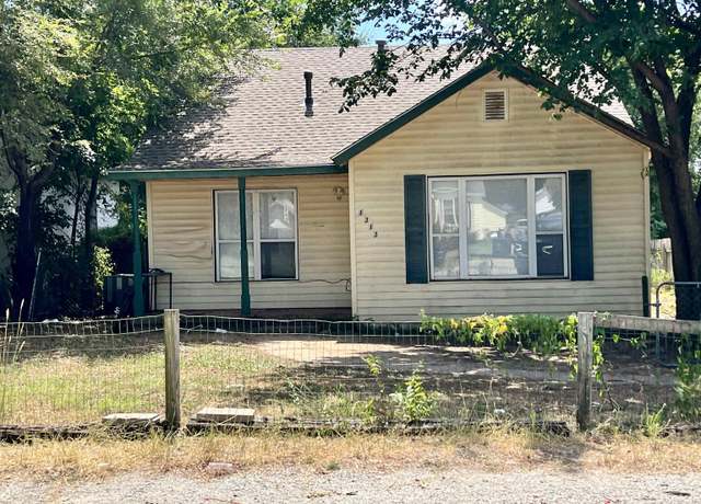 Property at 1313 E Maine St, Enid, OK 73701, 3 beds, 1.5 baths