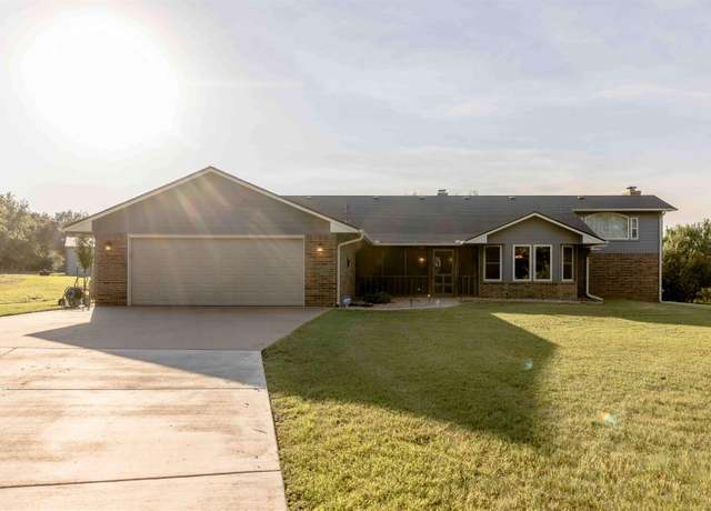 Property at 3416 N 16th St, Enid, OK 73701, 3 beds, 2.5 baths