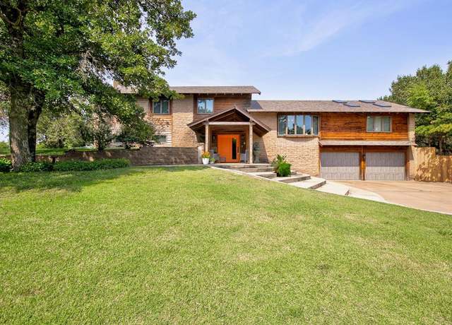 Property at 7 Thousand Oaks, Enid, OK 73703, 4 beds, 3.5 baths