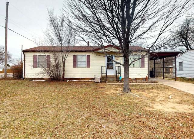 Property at 2503 Santa Fe Ave, Woodward, OK 73801, 3 beds, 1 bath