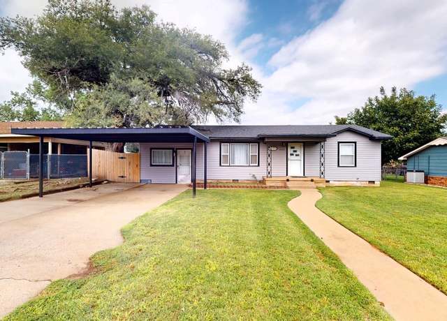 Property at 2422 Santa Fe Ave, Woodward, OK 73801, 3 beds, 1 bath