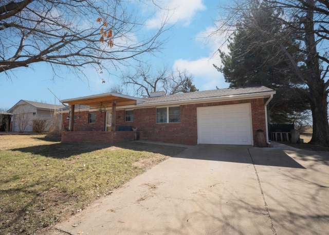 Property at 2523 Cherry St, Woodward, OK 73801, 2 beds, 2 baths