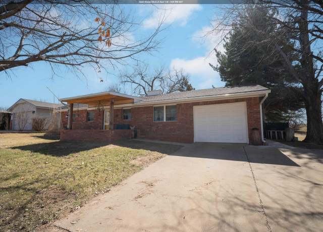 Property at 2523 Cherry St, Woodward, OK 73801, 2 beds, 2 baths