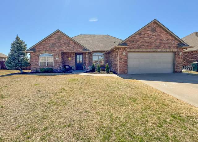 Property at 5229 Grizzly Ln, Enid, OK 73703, 4 beds, 2 baths