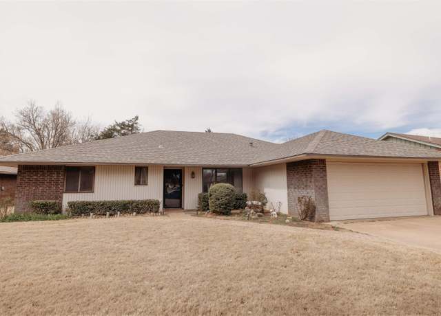 Property at 2508 Heritage Trl, Enid, OK 73703, 3 beds, 2 baths
