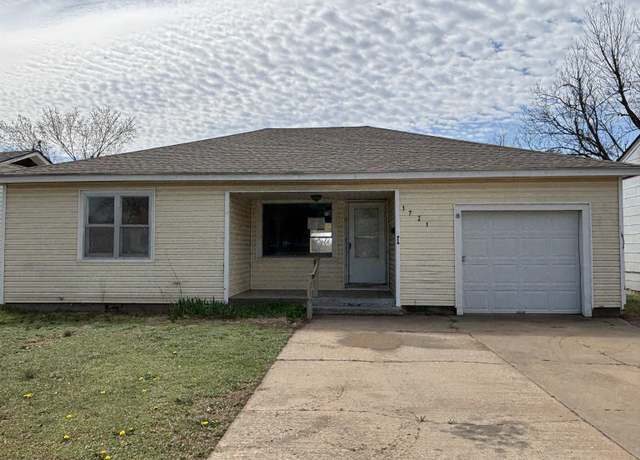 Property at 1721 E Park St, Enid, OK 73701, 2 beds, 1 bath