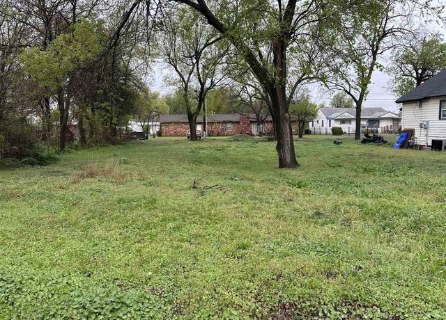 Property at 463 E Iowa Ave, Enid, OK 73701