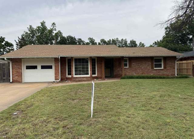 Property at 105 S Coolidge St, Enid, OK 73703, 2 beds, 1 bath
