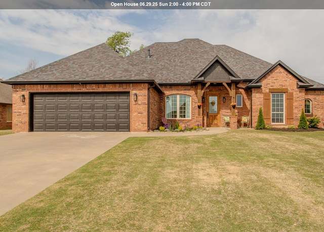 Property at 2120 Daybreak Ln, Enid, OK 73703, 4 beds, 3 baths