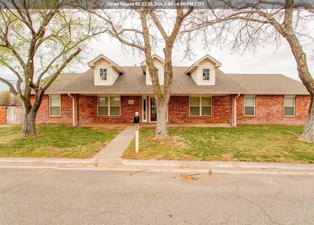 Property at 2402 Liberty Ln, Enid, OK 73703, 3 beds, 2 baths
