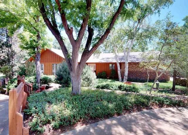 Property at 38 Country Oaks St, Woodward, OK 73801, 4 beds, 2.5 baths