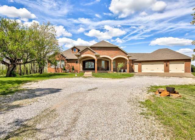 Property at 2528 W Carrier Rd, Enid, OK 73703, 4 beds, 3.5 baths
