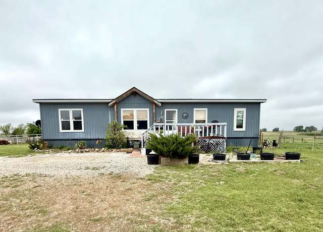 Property at 205580 E County Rd 49, Woodward, OK 73801, 3 beds, 2 baths