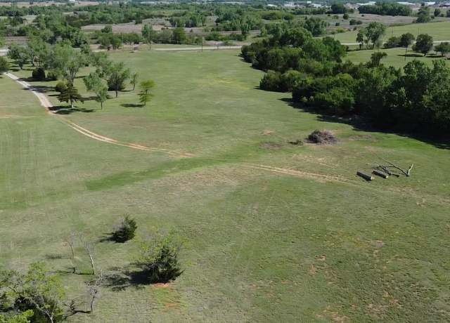 Property at 5835 E Oklahoma Ave, Woodward, OK 73801, 3 beds, 2 baths