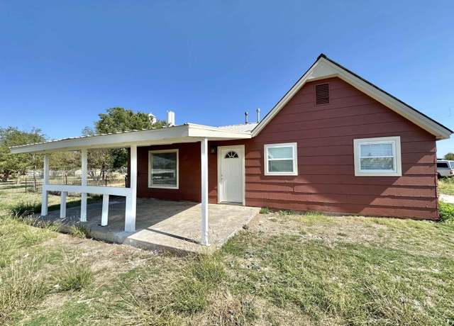 Property at 622 Oak St, Fargo, OK 73840, 3 beds, 2 baths