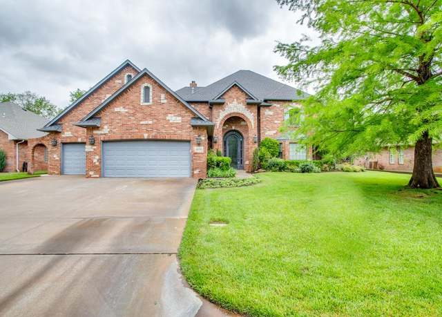Property at 3638 Edgewater Dr, Enid, OK 73703, 4 beds, 3.5 baths