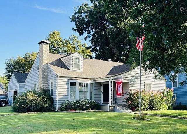 Property at 1324 W Cherokee Ave, Enid, OK 73703, 3 beds, 2 baths