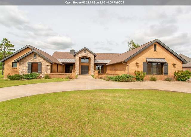 Property at 1605 Club House Dr, Enid, OK 73703, 3 beds, 3.5 baths