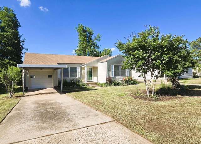 Property at 818 W Thompson Ave, Enid, OK 73701, 2 beds, 1 bath