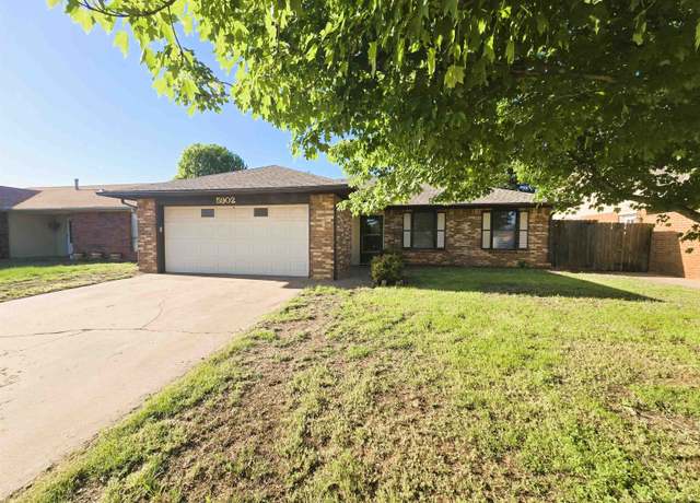 Property at 5902 Will Rogers Dr, Enid, OK 73703, 3 beds, 2 baths
