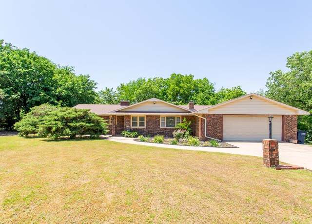 Property at 2618 S Taylor St, Enid, OK 73703, 3 beds, 1.5 baths