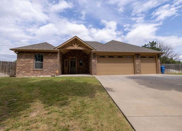 Property at 1611 Foxcroft, Enid, OK 73703, 4 beds, 2 baths